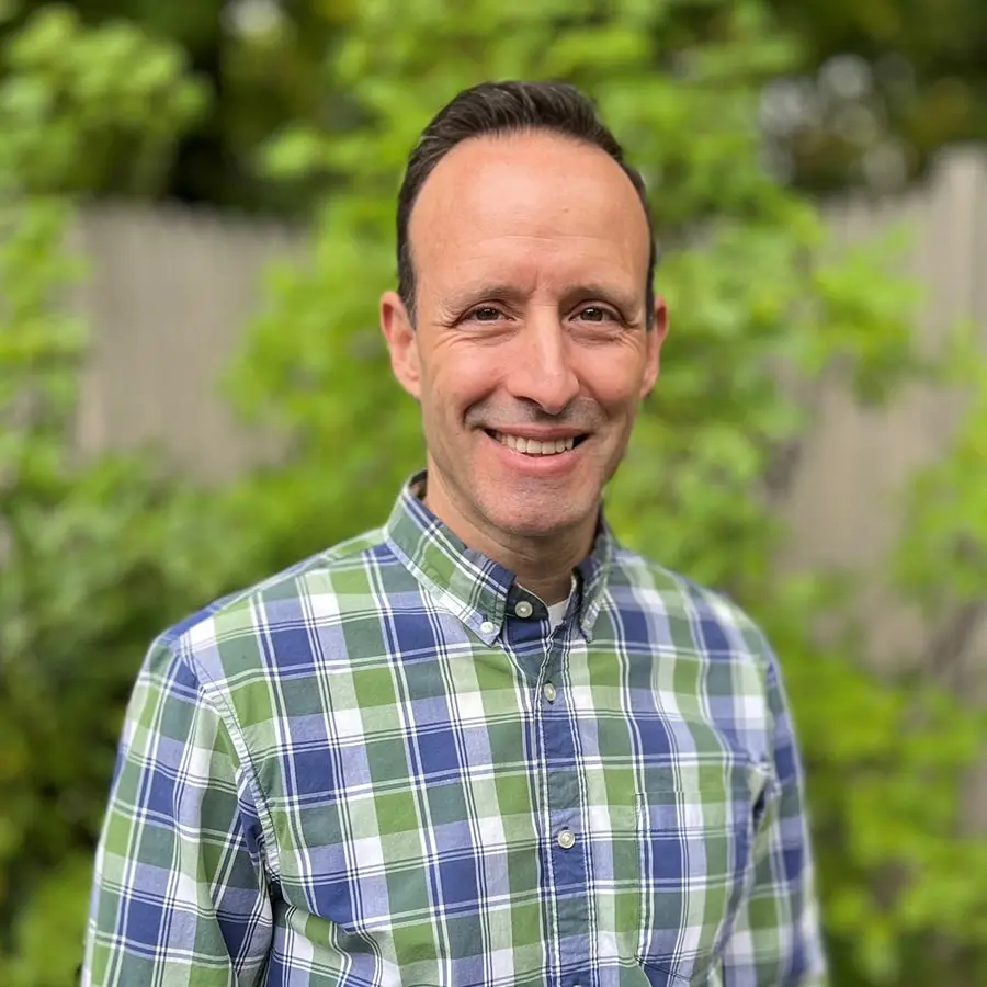 A church in Framingham Crossroads community church,  Pastor Vinnie